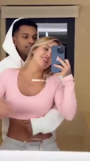 甜甜甜 羅德里戈和女友戀愛日常