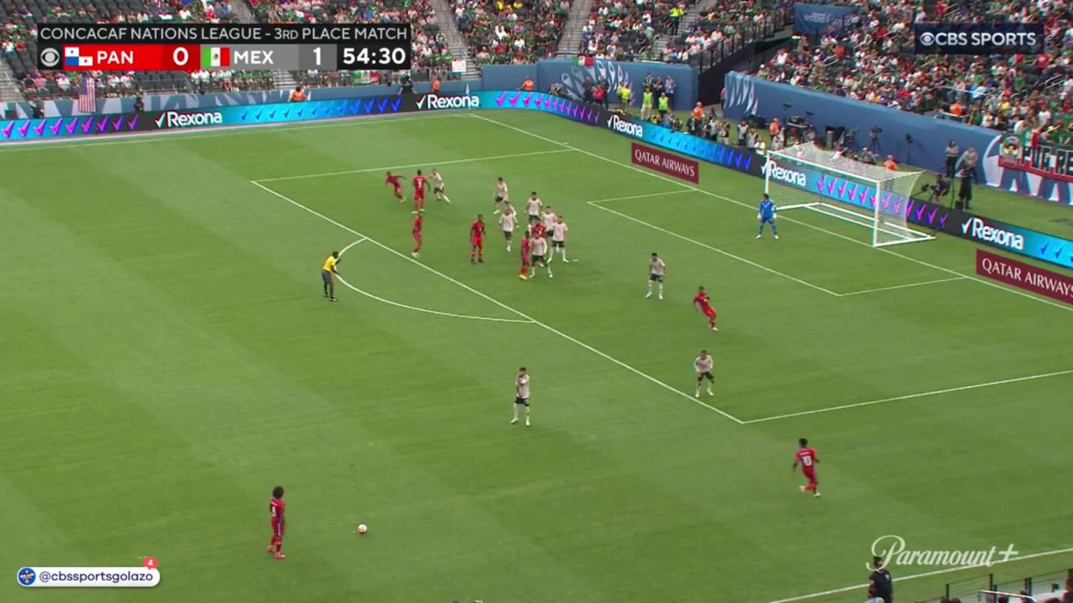 集體劃船？！這慶祝動作都跟誰學(xué)的，都忘了看倒鉤進球了