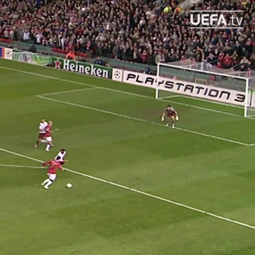 傳奇的起點！C羅打進的第一個歐冠進球